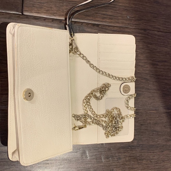 call it spring purse. clutch or crossbody! - Picture 3 of 3